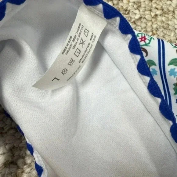 NWT BIKINX Matching Top and Bottom Bikini Set Blue Paisley Print Size Large - Picture 2 of 6